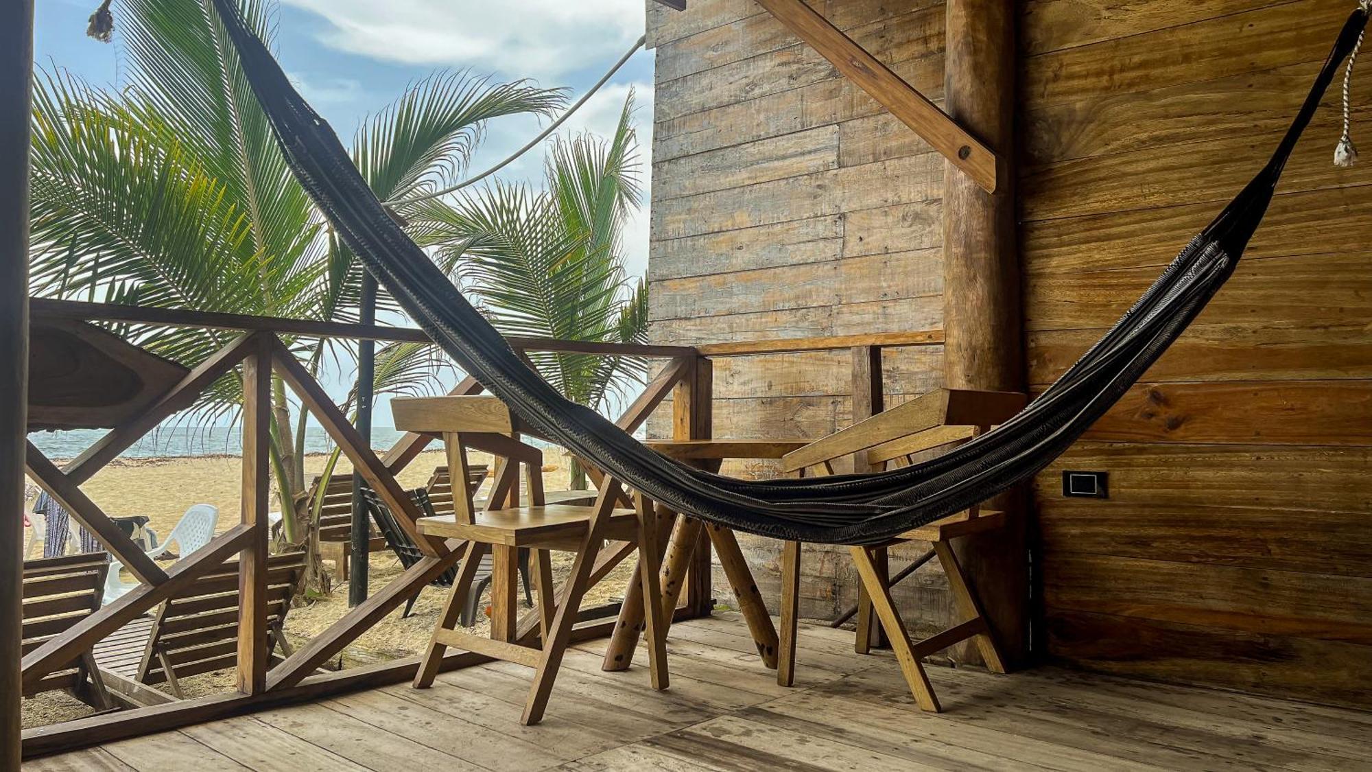 Hostal Mocambo Beach Guachaca Exteriér fotografie