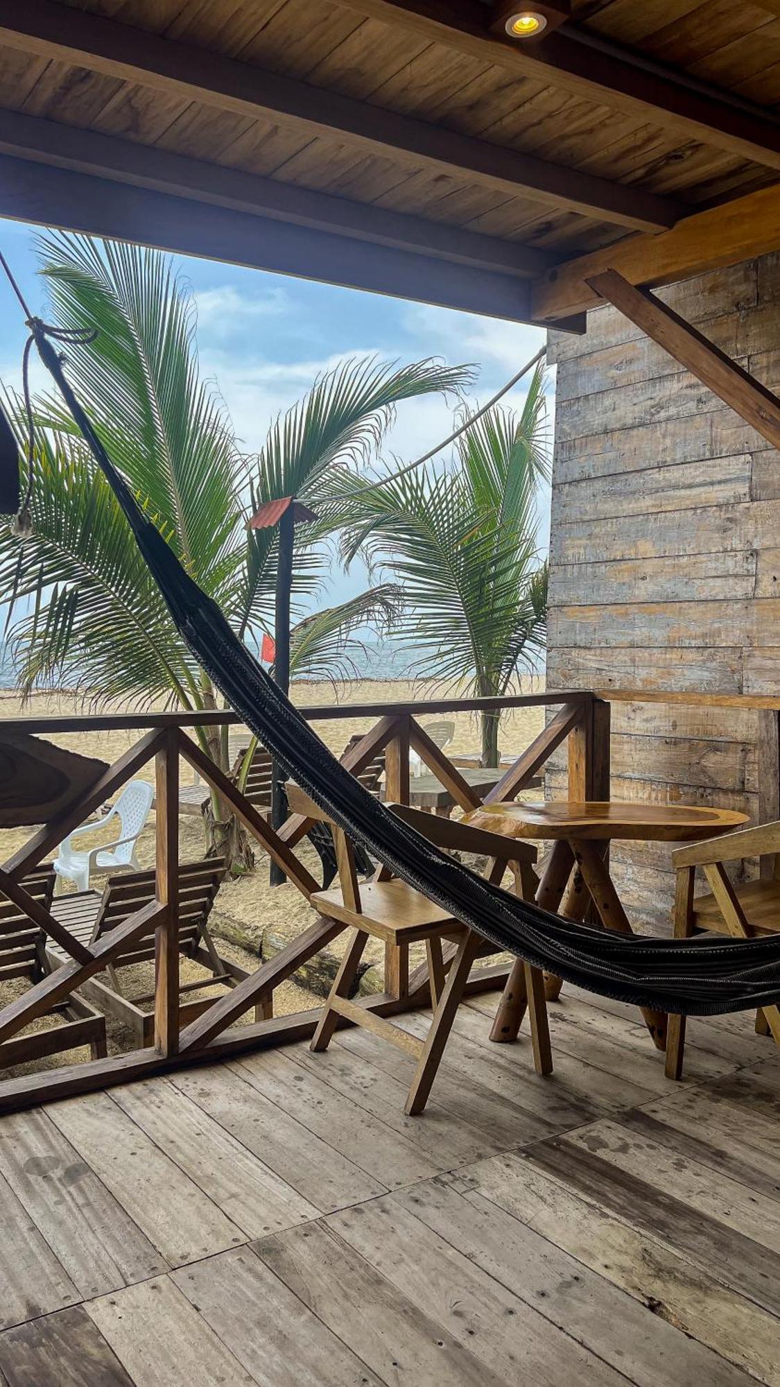 Hostal Mocambo Beach Guachaca Exteriér fotografie